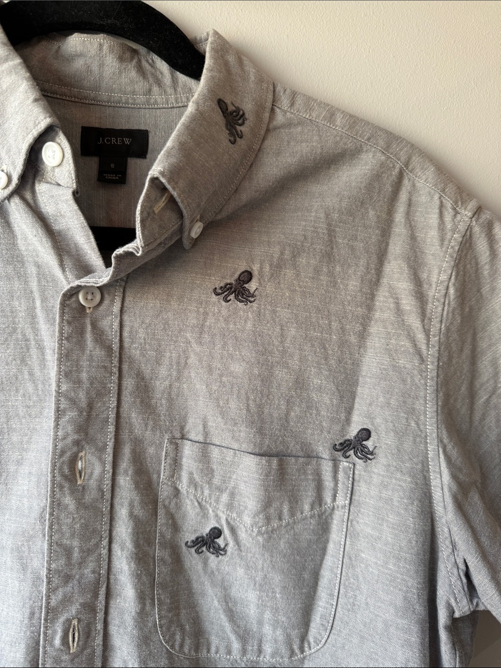 J. Crew Gray Button-Down Shirt with Octopus Embroidery size small cotton